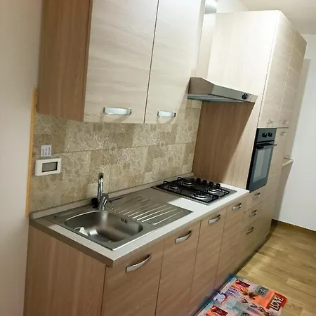 La Terrazza Di Fabrizio 5 Minuti Dal Mare * アンドラーノ