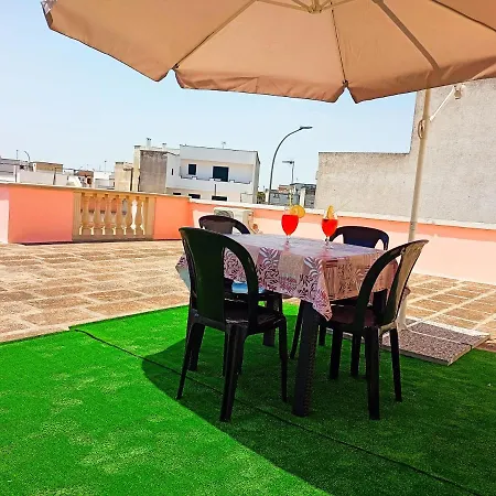 La Terrazza Di Fabrizio 5 Minuti Dal Mare Feriehus