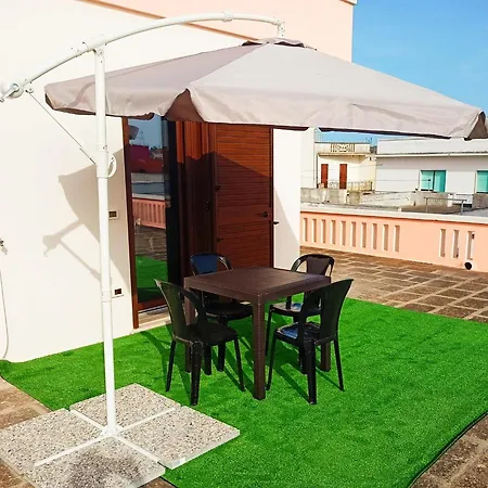 別荘 La Terrazza Di Fabrizio 5 Minuti Dal Mare アンドラーノ